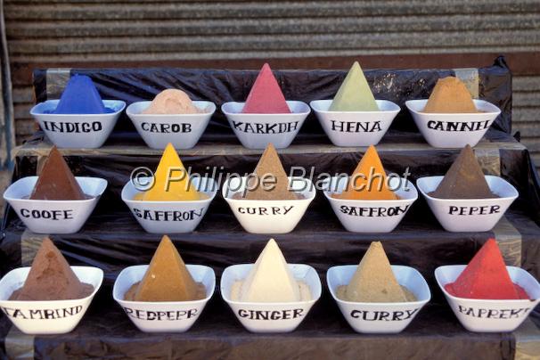egypte 28.JPG - Teintures naturelles, marché d'Assouan, Egypte